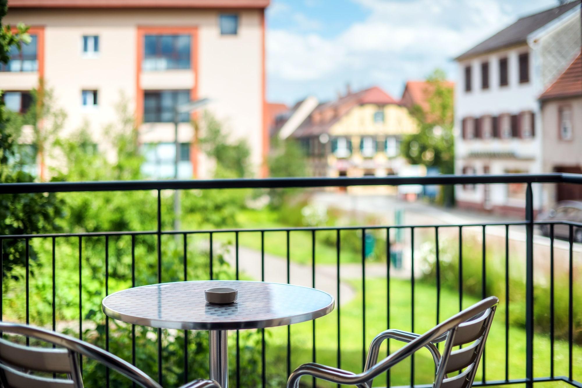 Zenitude Hôtel-Résidences Les Portes d'Alsace Mutzig Exterior foto