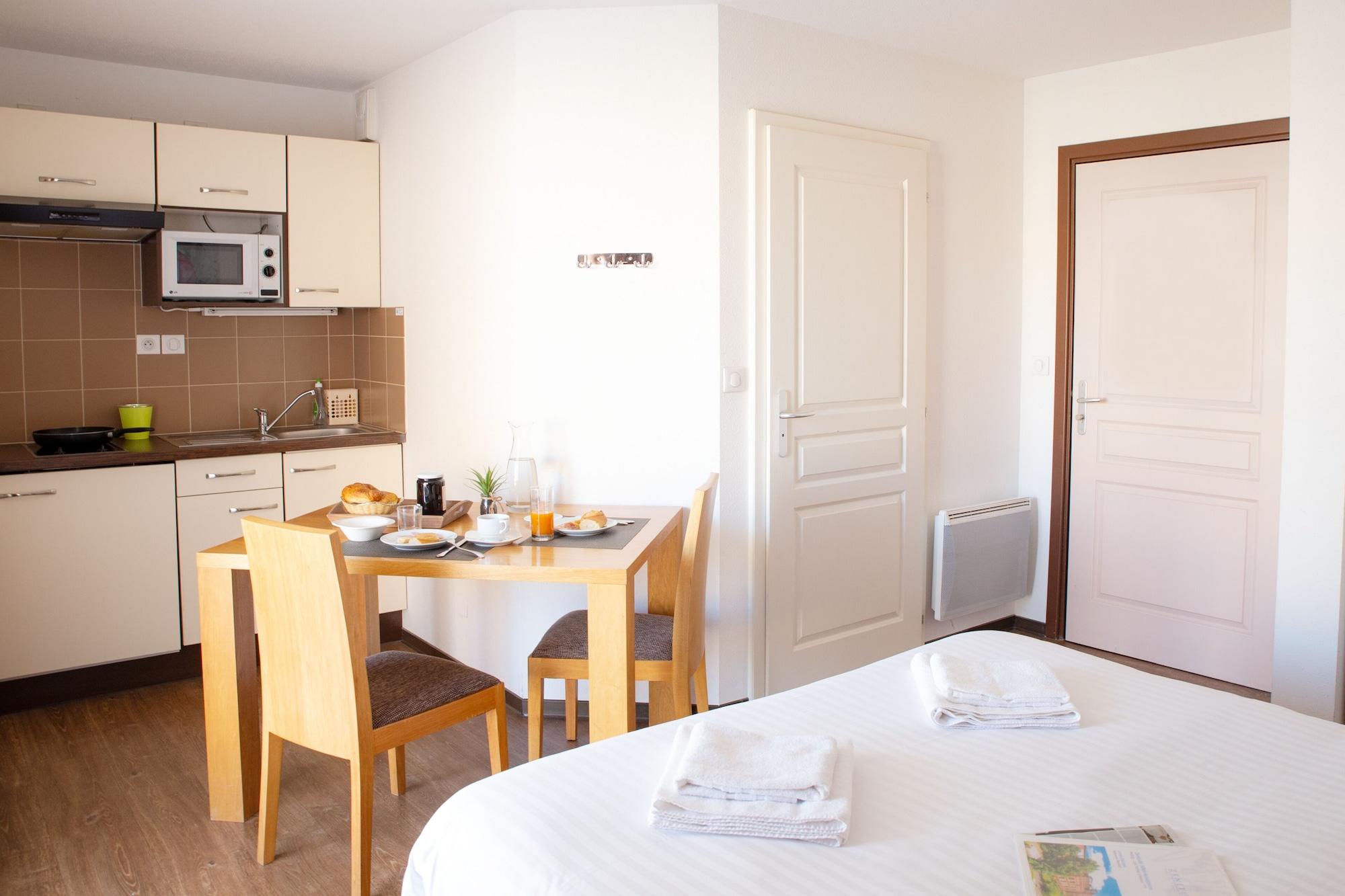 Zenitude Hôtel-Résidences Les Portes d'Alsace Mutzig Exterior foto